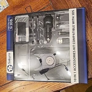 Sakura 10 on 1 accessory kit for 3ds